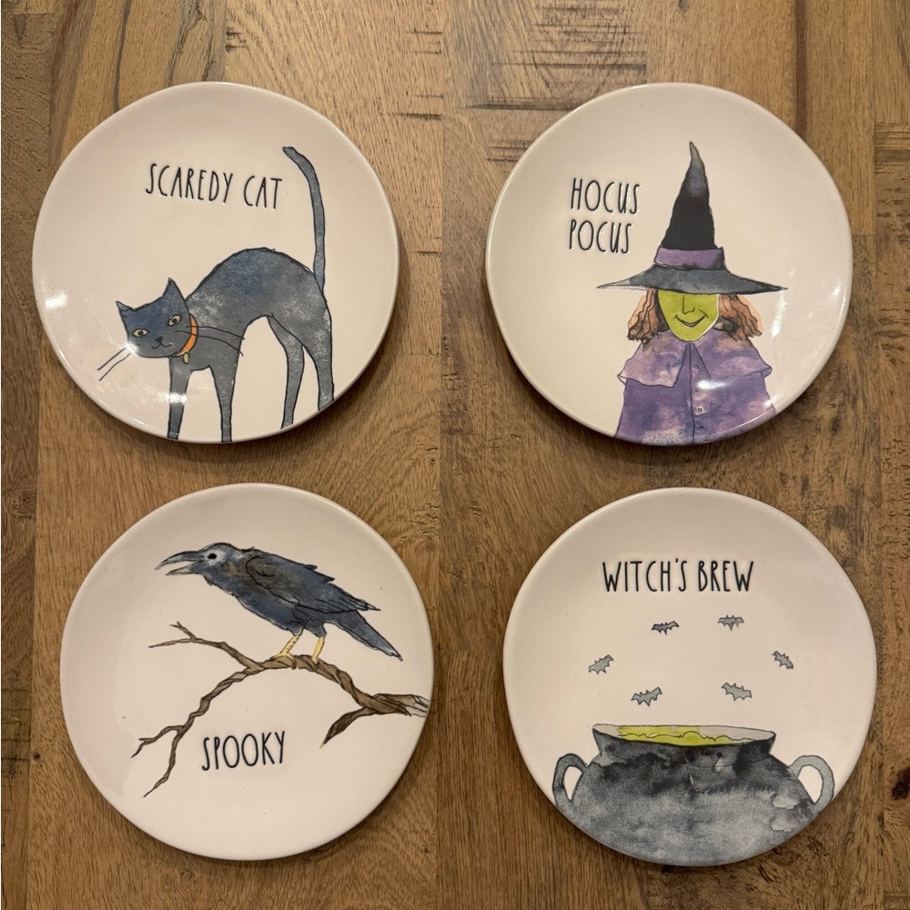 Set of 4 Small Rae Dunn Halloween Plates